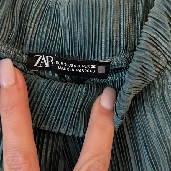 Zara set - Picture 3 of 3